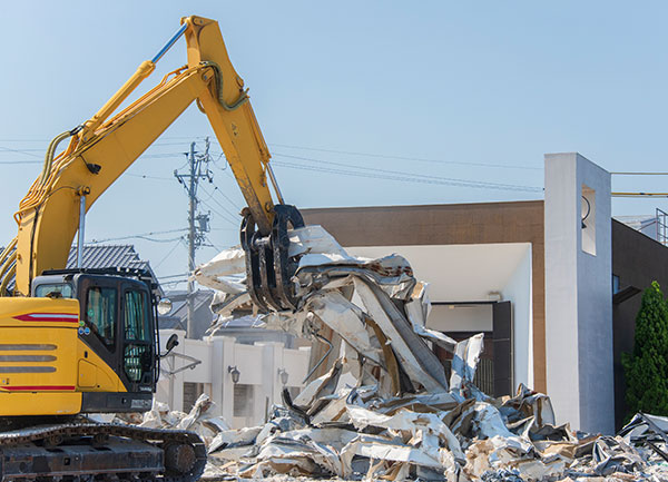 様々な工事現場（土木・建築・設備）の様子